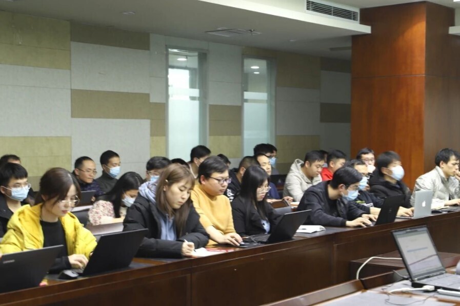 金沙贵宾热线检测中心2021年第一期技术项目经理提升论坛成功举办！(图1)