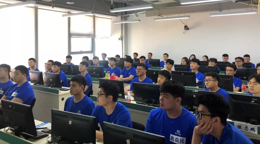 青春洋溢！金沙贵宾热线检测中心2021届“菁英”训练营—骄阳班暨校招新员工培训圆满收官(图5)