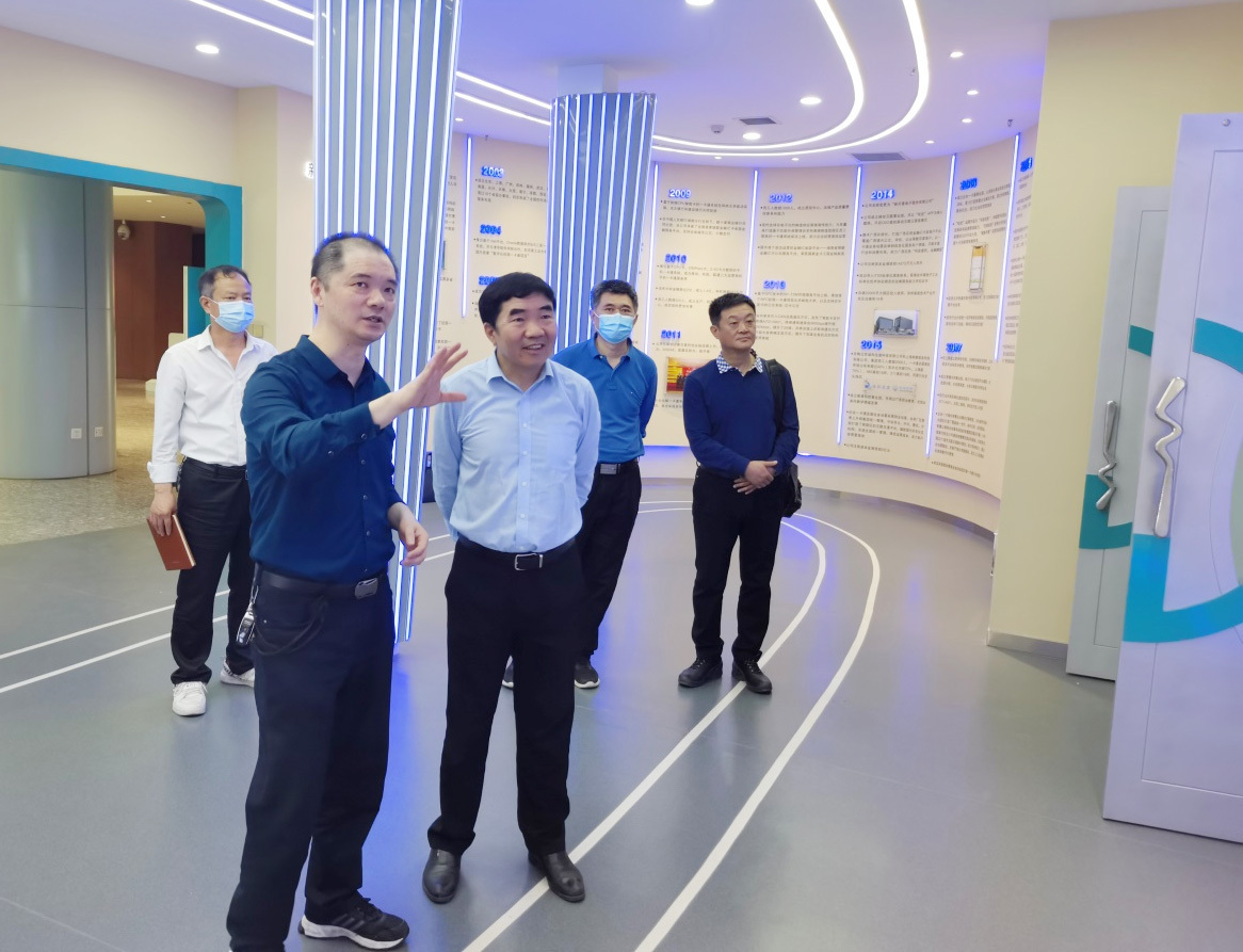 校企协同 共育共创 | 河南财政金融学院副校长王忠勇一行莅临金沙贵宾热线检测中心走访交流(图3)